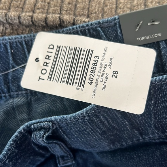 Plus Size Denim Shorts - Picture 5 of 5